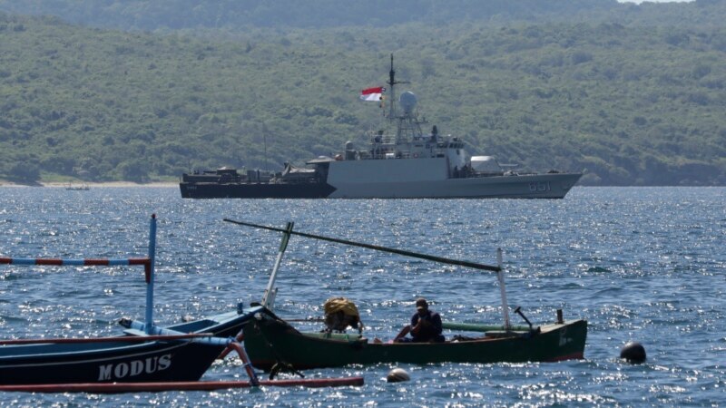 Indonesia Searches for Lost Submarine Carrying 53 Sailors