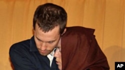 Detained US hiker Shane Bauer hugging his mother Cindy Hickey in Tehran, 20 May 2010, in this picture obtained from Iran's state-run English-language Press TV shows