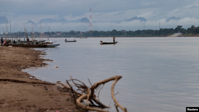 资料照片：泰国境内的湄公河渔船（2019年7月24日）