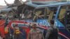 파키스탄서 공무원 태운 버스 폭발…15 명 사망
