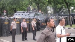 Pengamanan aparat kepolisian di Jakarta dalam mengantisipasi sebuah unjuk rasa. (Foto: Dok)