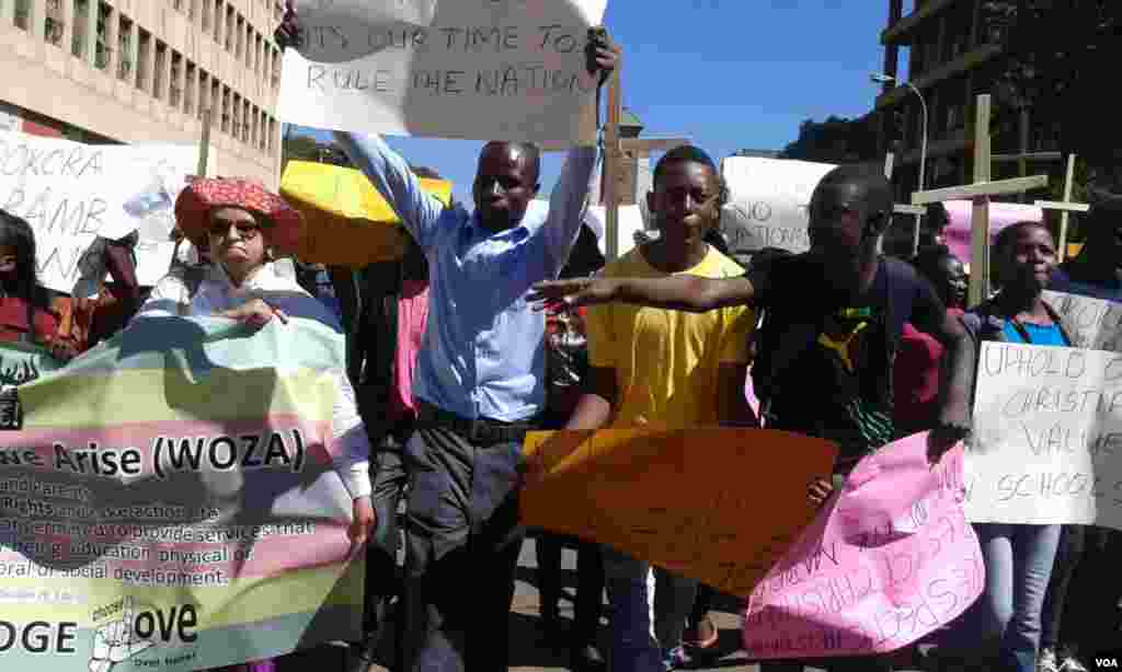 Prayer Network Zimbabwe ( PNZ ) led demonstrators