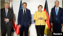 Встреча лидеров (слева направо) Британии, Франции, Германии и США
