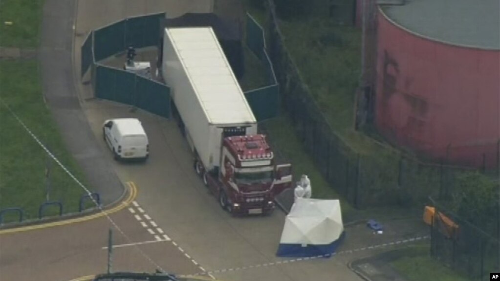 Londër, 39 personat e gjetur të vdekur në kamion, me kombësi kineze