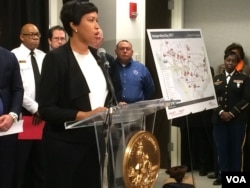 DC Mayor Muriel Bowser addresses the press and answers questions about the city’s role in preparing for inauguration day (E. Sarai/VOA News)