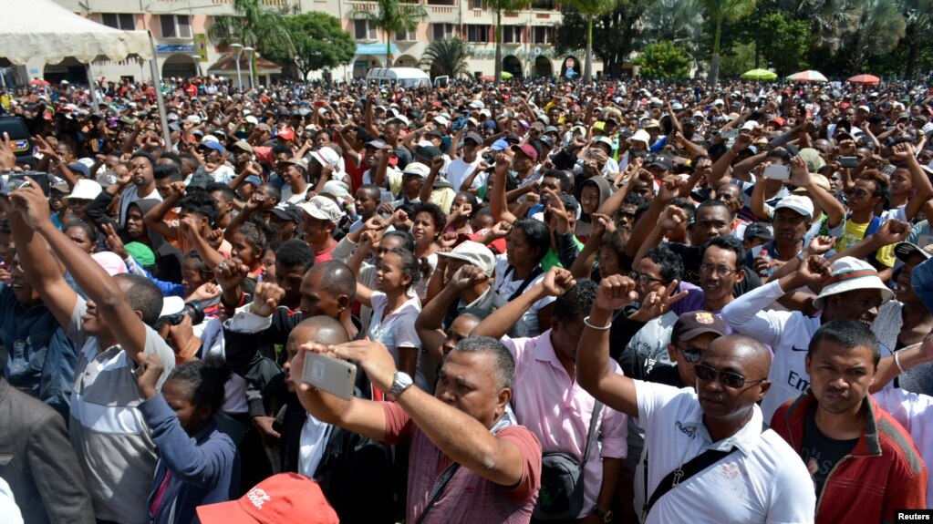 Marche de l'opposition dans les rues de la capitale Antananarivo, Madagascar, April 23, 2018.