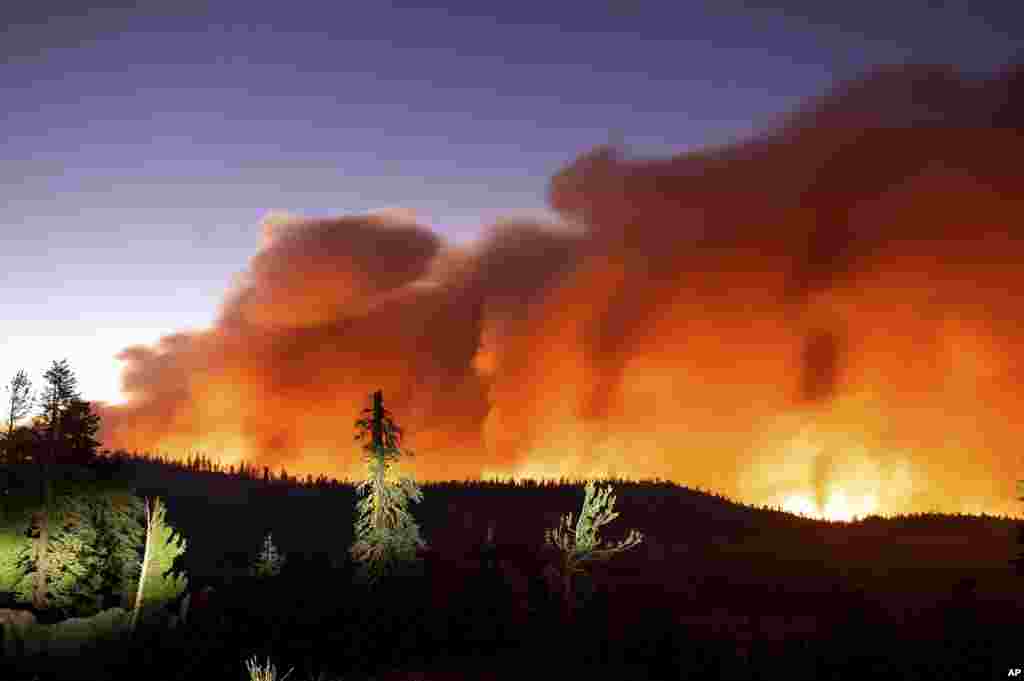 The Caldor Fire burns in Eldorado National Forest, California.