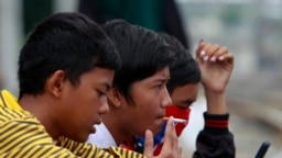 Mudahnya membeli rokok yang harganya murah, menjadi salah satu faktor masih tingginya angka anak dan remaja merokok di Indonesia. (Foto ilustrasi: Reuters)