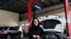 Perempuan Emirat Rintis Bisnis Bengkel Mobil di UEA