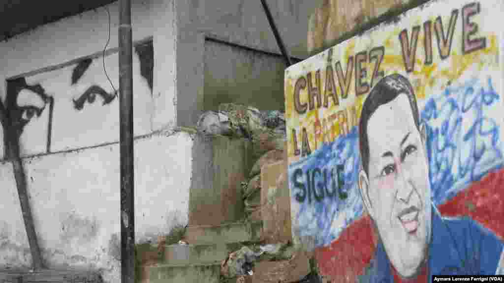 La figura de Hugo Chávez, fallecido en marzo de 2013, está en la memoria colectiva, incluso por encima del actual mandatario, Nicolás Maduro.