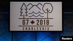 Le logo du G7 de Charlevoix au centre de presse principal, avant le Sommet du G7 à Québec, Canada, le 6 juin 2018.