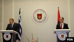 MInistri i jashtem shqiptar Ditmir Bushati me homologun grek Evangelos Venizelos