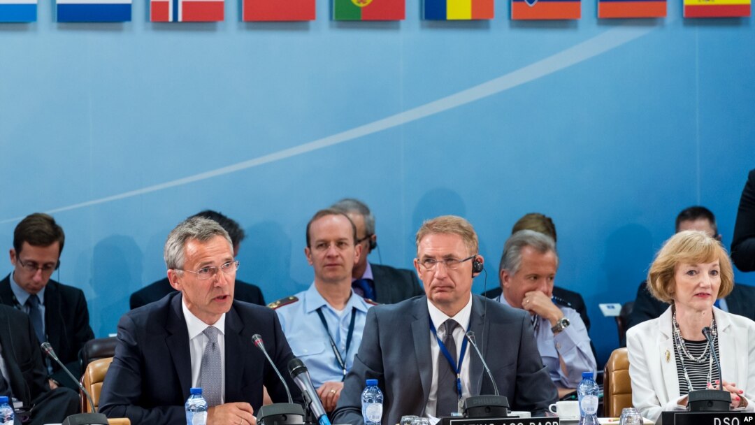 Tổng thư ký NATO Jens Stoltenberg trong phiên họp tại trụ sở của NATO ở Brussels, ngày 28/7/2015.