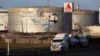 Un camión de transporte de gasolina sale de la refinería de Citgo en Corpus Christi, Texas, en una gráfica de archivo tomada el 21 de agosto de 2019. 