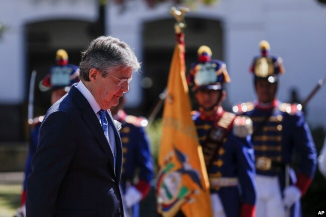 Ekvador Cumhurbaşkanı Guillermo Lasso suikastın ardından ülkede olağanüstü hal ilan etti.