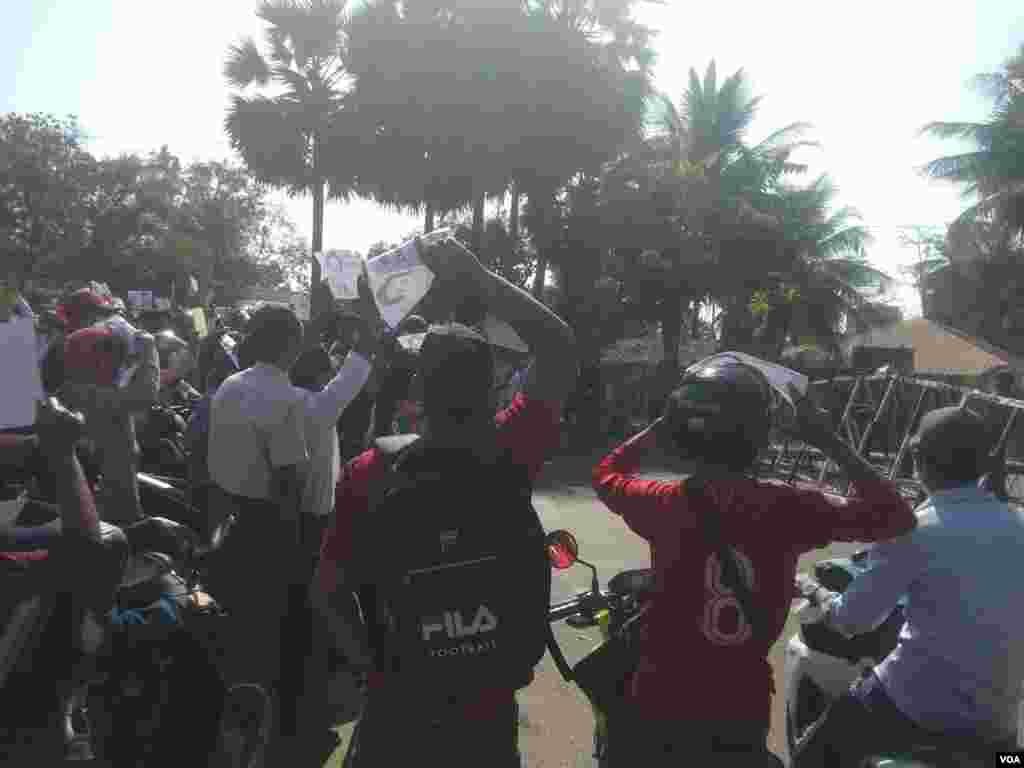 ပဲခူးမြို့က စစ်အာဏာသိမ်းဆန့်ကျင် ဆန္ဒပြပွဲ မြင်ကွင်း။ 