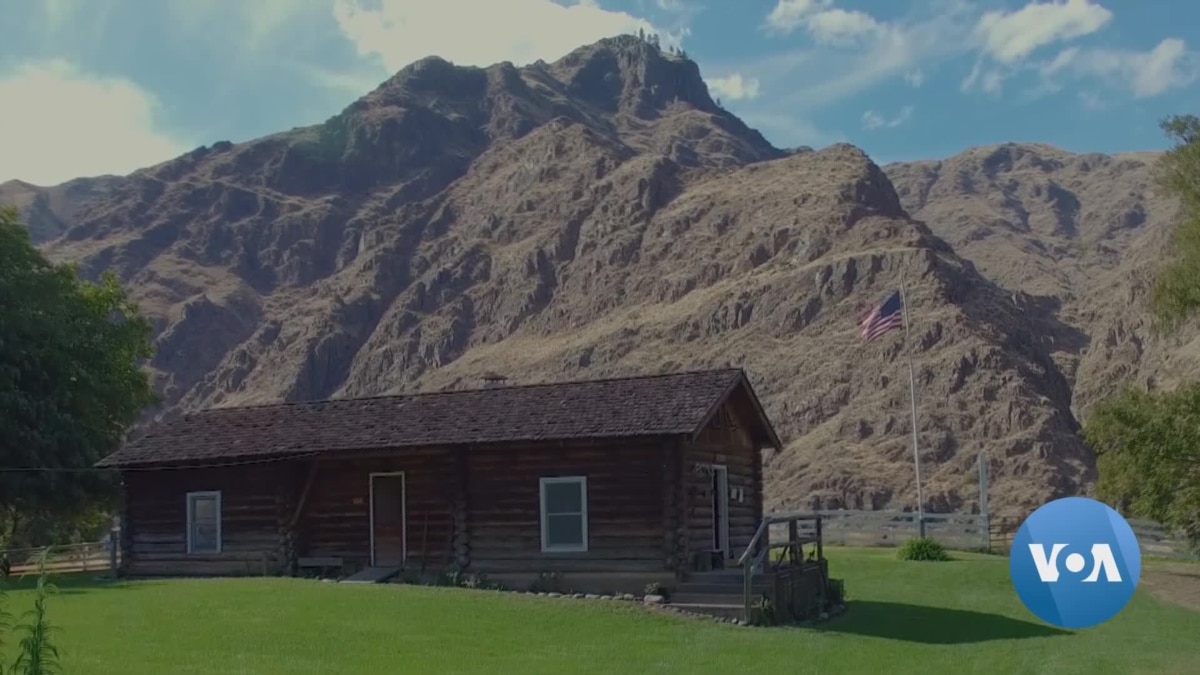 Daniel Halliday Ranch Volunteers Become Temporary Caretakers of Hells Canyon Ranch