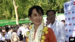 Bà Aung San Suu Kyi, lãnh tụ đấu tranh cho dân chủ của Miến Điện