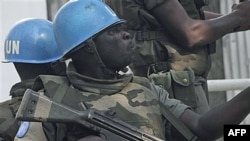 Патруль сил ООН на вулицях Абіджана - столиці Кот д’Івуару
