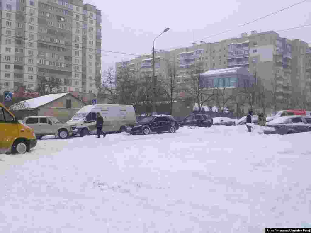 Снігопокаліпсис у Києві. Березень