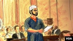 Sketsa gambar Faisal Shahzad (berdiri), dalam sidang peradilan di pengadilan New York hari ini.