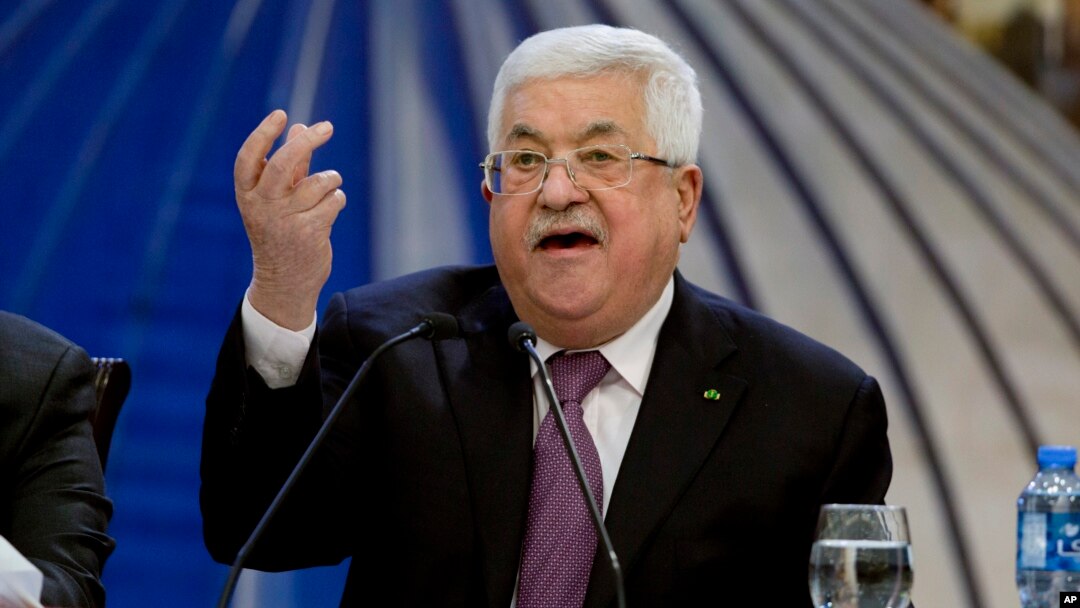 Presiden Palestina Mahmoud Abbas dengan tegas menolak rencana perdamaian usulan Trump dalam pidato di Ramallah, Tepi Barat, Selasa (28/1).