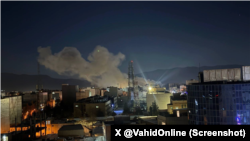 تصاویر منتسب به انفجارها در ایلام و ادعای حمله دوباره به اداره اطلاعات استان، بامداد سه‌شنبه - منبع وحیدآنلاین