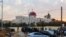 حمله به کلیساها در اردن از رویدادهای نادر به شمار می‌رود. مسیحیان اقلیتی از جمعیت این کشور را تشکیل می‌دهند و اردن دارای چندین مکان مذهبی تاریخی است که هر سال زایران مسیحی از کشورهای مختلف از آن‌ها بازدید می‌کنند.