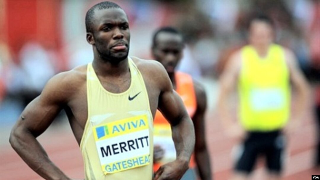 Peraih medali emas Amerika LaShawn Merritt bereaksi setelah menjuarai nomor 400 meter putra pada Kejuaraan Dunia Atletik IAAF 2009 di Thessaloniki, Yunani.