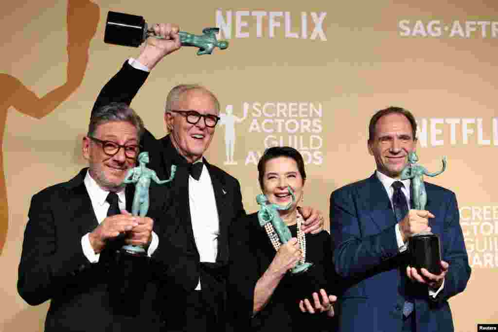 John Lithgow, Ralph Fiennes, Sergio Castellitto and Isabella Rossellini pose with the award for Outstanding Performance by a Cast in a Motion Picture for &quot;Conclave&quot; at the 31st Screen Actors Guild Awards, in Los Angeles, California, Feb. 23, 2025.