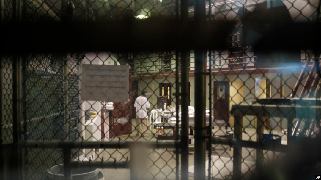 Suasana di dalam penjara Guantanamo, Kuba. (Foto: Dok)