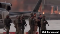 نیکلاس مادورو، دیکتاتور مخلوع ونزوئلا،‌ پس از بازداشت توسط نیروهای آمریکایی