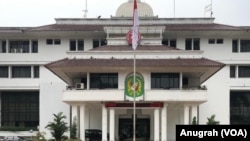 Kantor Wali Kota Medan di Jalan Kapten Maulana Lubis, Medan, Sumatra Utara, Rabu, 16 Oktober 2019. (Foto: VOA/Anugrah Andriansyah)