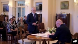 Ông Malcolm Turnbull tuyên thệ nhậm chức Thủ tướng Úc tại Canberra, ngày 15/9/2015.