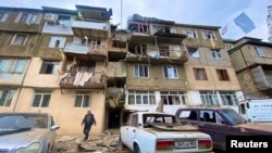 Oštećena stambena zgradau Nagorno-Karabahu, 19. septembar