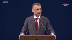 Թուրքիայի փոխնախագահ Ֆուաթ Օքթայը, այսօր ուղիղ եթերով ելույթի ժամանակ, բեմում իրեն վատ է զգացել