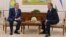 Shavkat Mirziyoyev Qozog'iston Prezidenti Nursulton Nazarboyev bilan, Toshkent, O'zbekiston, 12-sentabr, 2016-yil.