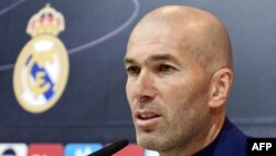 Zinedine Zidane, donne une conférence de presse à Madrid, Espagne, le 31 mai 2018.