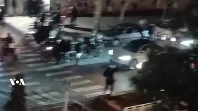  تصاویری از خشونت نیروهای سرکوب علیه مردم «مشهد»