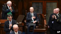 Predsjednik Joe Biden obraća se parlamentu u Dablinu, 13. aprila 2023. (Foto: Kenny Holston/The New York Times via AP)
