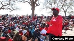 Prime Minister Morgan Tsvangirai campaigning Thursday afternoon in Vungu constituency, Lower Gweru, Midlands province. 