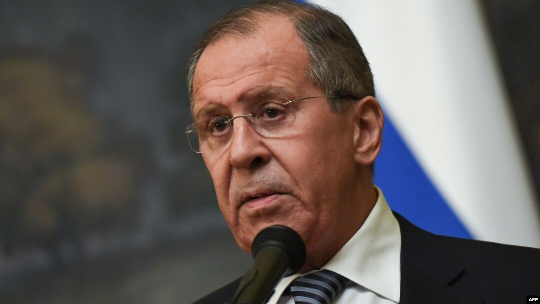 Menlu Rusia Sergei Lavrov hari Senin (2/4) mengisyaratkan pemerintah Inggris bisa jadi berada di balik serangan terhadap bekas agen Rusia, Sergei Skripal. 