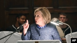 Mantan Menlu AS Hillary Clinton di Brown Chapel, Gereja AME, Selma, Alabama, 3 Maret 2019. (Foto: dok).