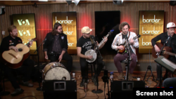 Border Crossings: Jared & The Mill