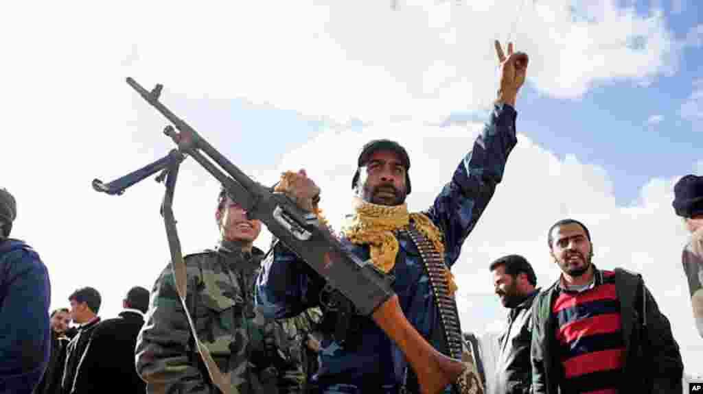 Opposition forces are now in control of much of eastern Libya, February 23, 2011. (VOA Photo/E. Arrott)