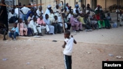 Matasa na wasan Fives a jihar Katsina.