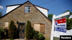 Rumah jenis single family dijual di Garden City, New York, AS. 