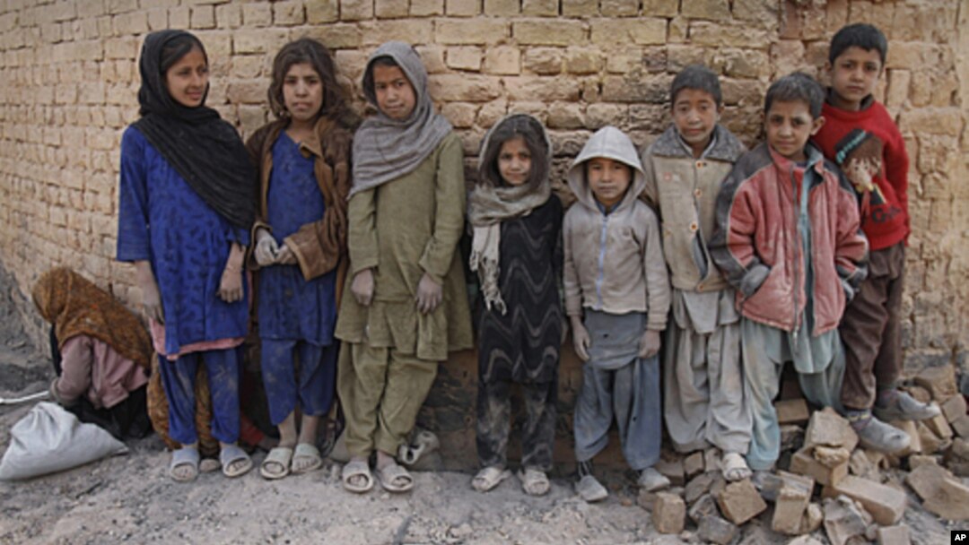 Paparan terhadap konflik tak berkesudahan membuat banyak anak-anak Afghan terganggu jiwanya dan menganggap kekerasan sebagai norma. (Foto: Dok)