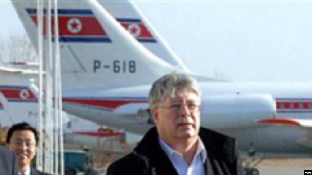 Pejabat tinggi Rusia Alexei Borodavk tiba di bandara Pyongyang, Senin (14/3).