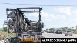 Manifestantes moçambicanos fecham fronteira de Ressano Garcia 